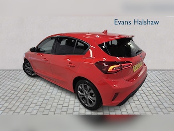Used Ford Focus 2022 for sale - 76262501: Photo 3