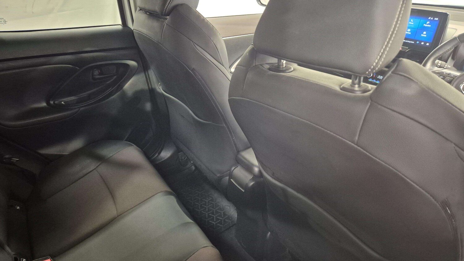 Used Toyota Yaris Cross 2022 for sale - 77294123: Photo 16