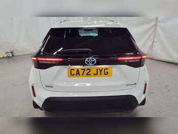 Used Toyota Yaris Cross 2022 for sale - 77294123: Photo