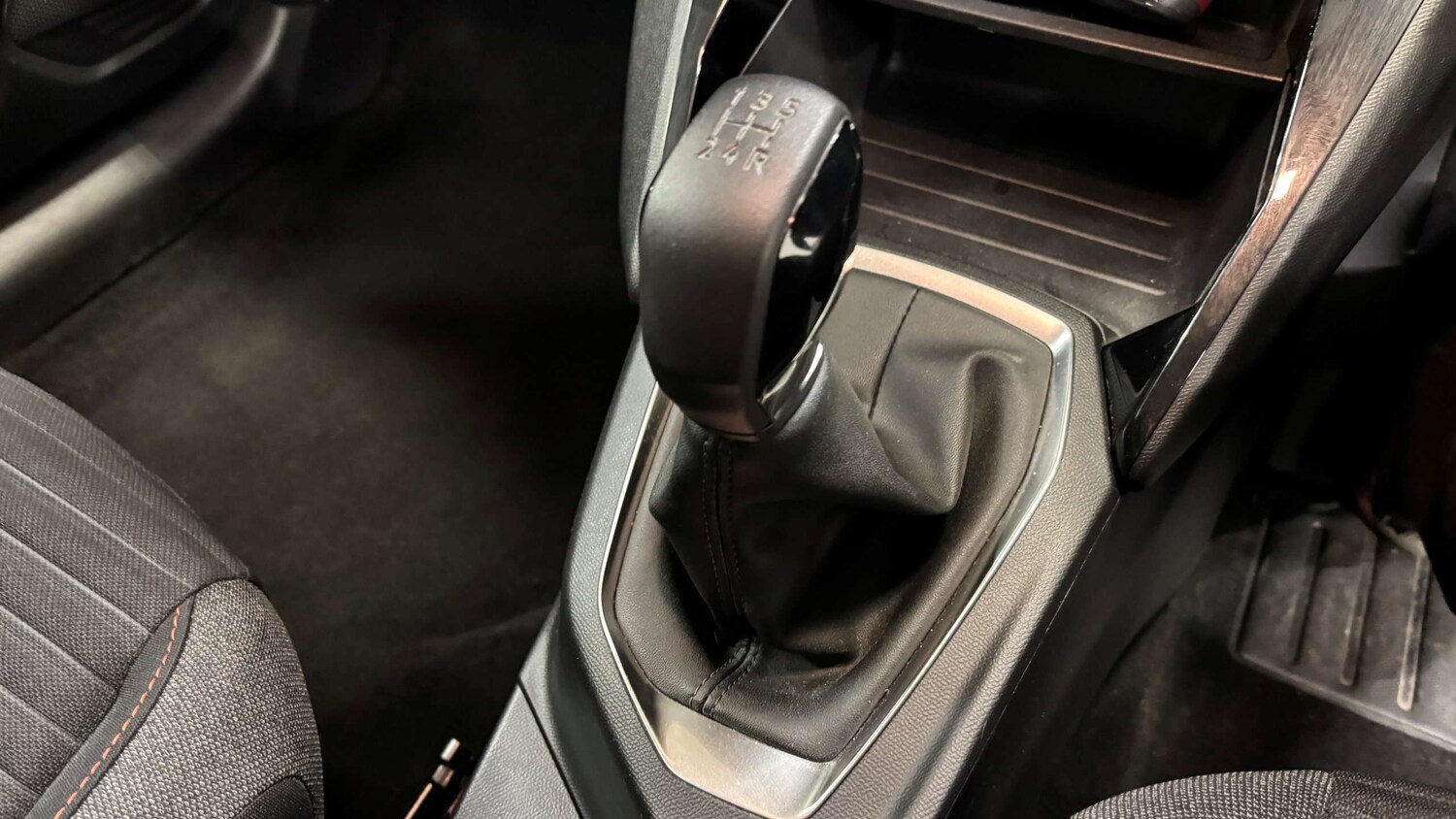 Used Peugeot 208 2022 for sale - 76902267: Photo 28