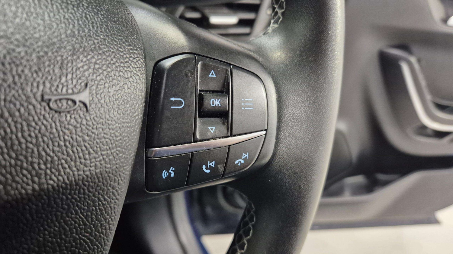Used Ford Puma 2023 for sale - 76045292: Photo 24