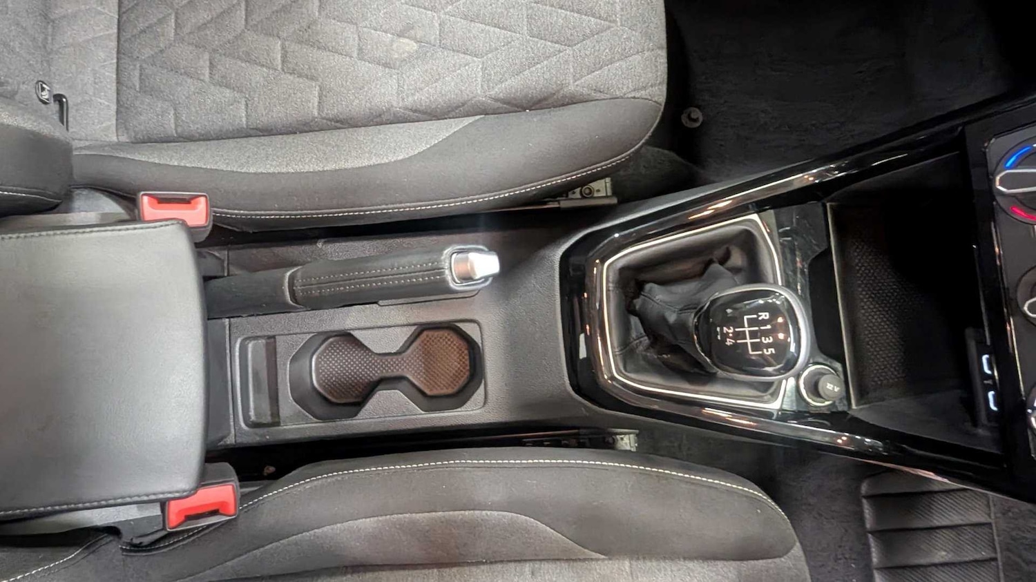 Used Volkswagen T-Cross 2024 for sale - 76594292: Photo 19