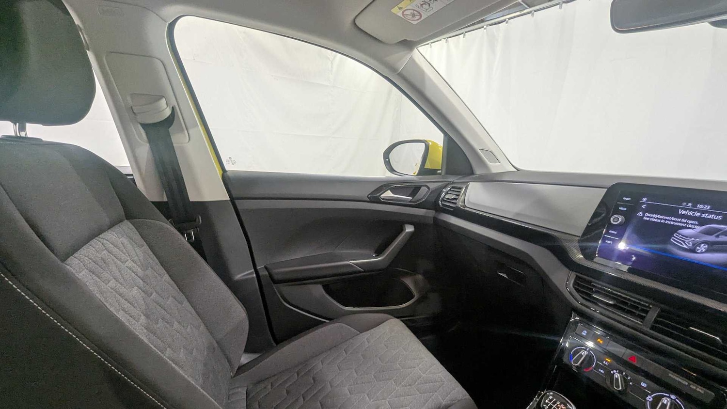 Used Volkswagen T-Cross 2024 for sale - 76594292: Photo 20