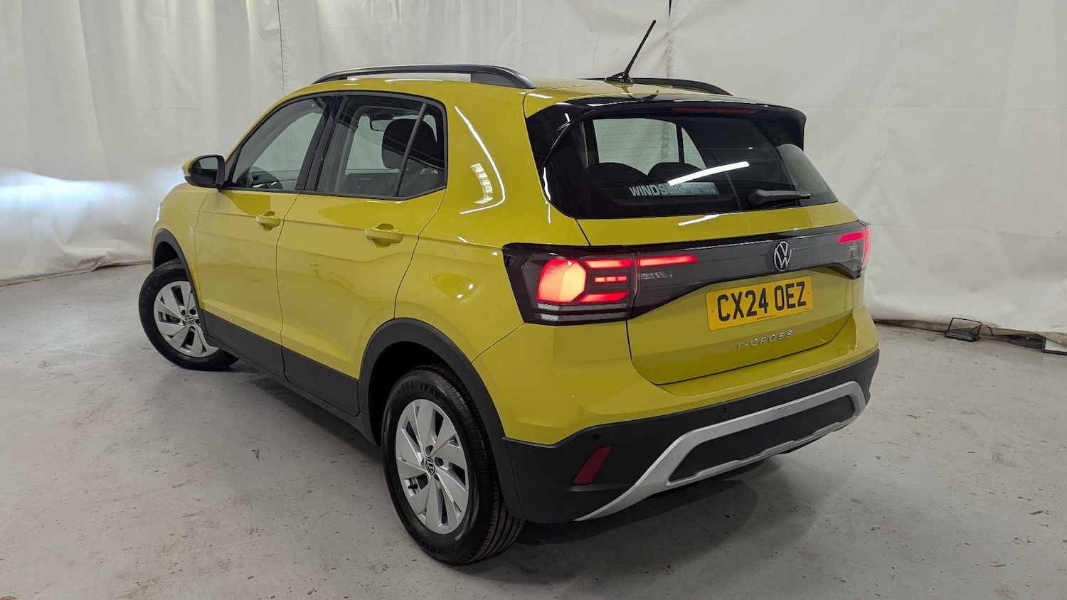 Used Volkswagen T-Cross 2024 for sale - 76594292: Photo 3