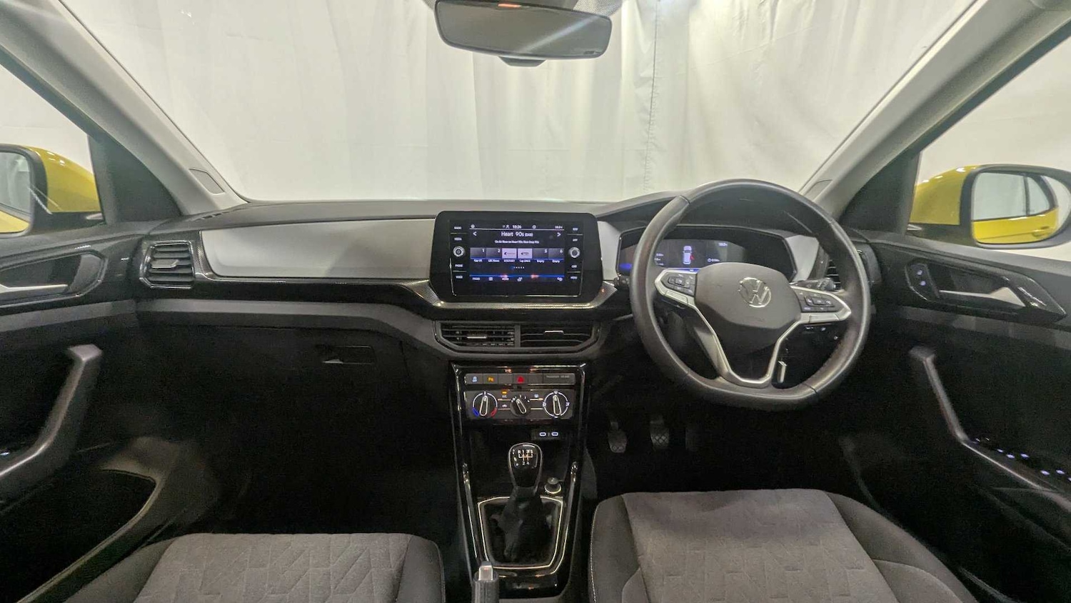 Used Volkswagen T-Cross 2024 for sale - 76594292: Photo 31