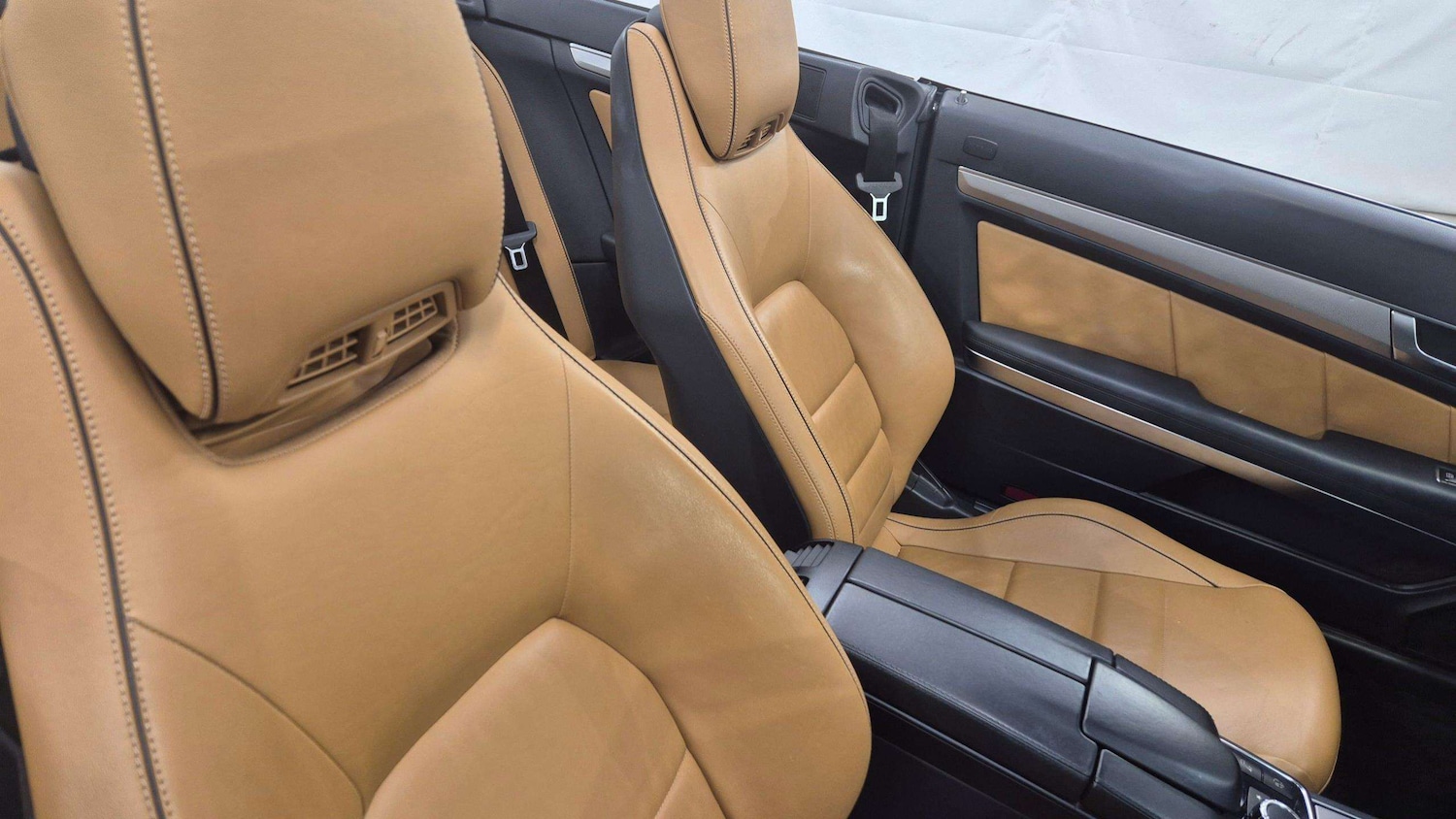 Used Mercedes-Benz E Class 2016 for sale - 76718093: Photo 14