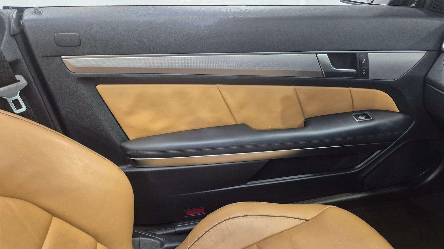 Used Mercedes-Benz E Class 2016 for sale - 76718093: Photo 31