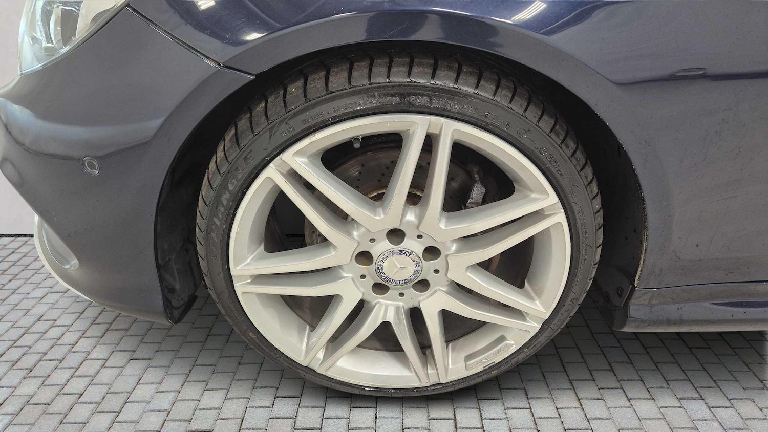 Used Mercedes-Benz E Class 2016 for sale - 76718093: Photo 9