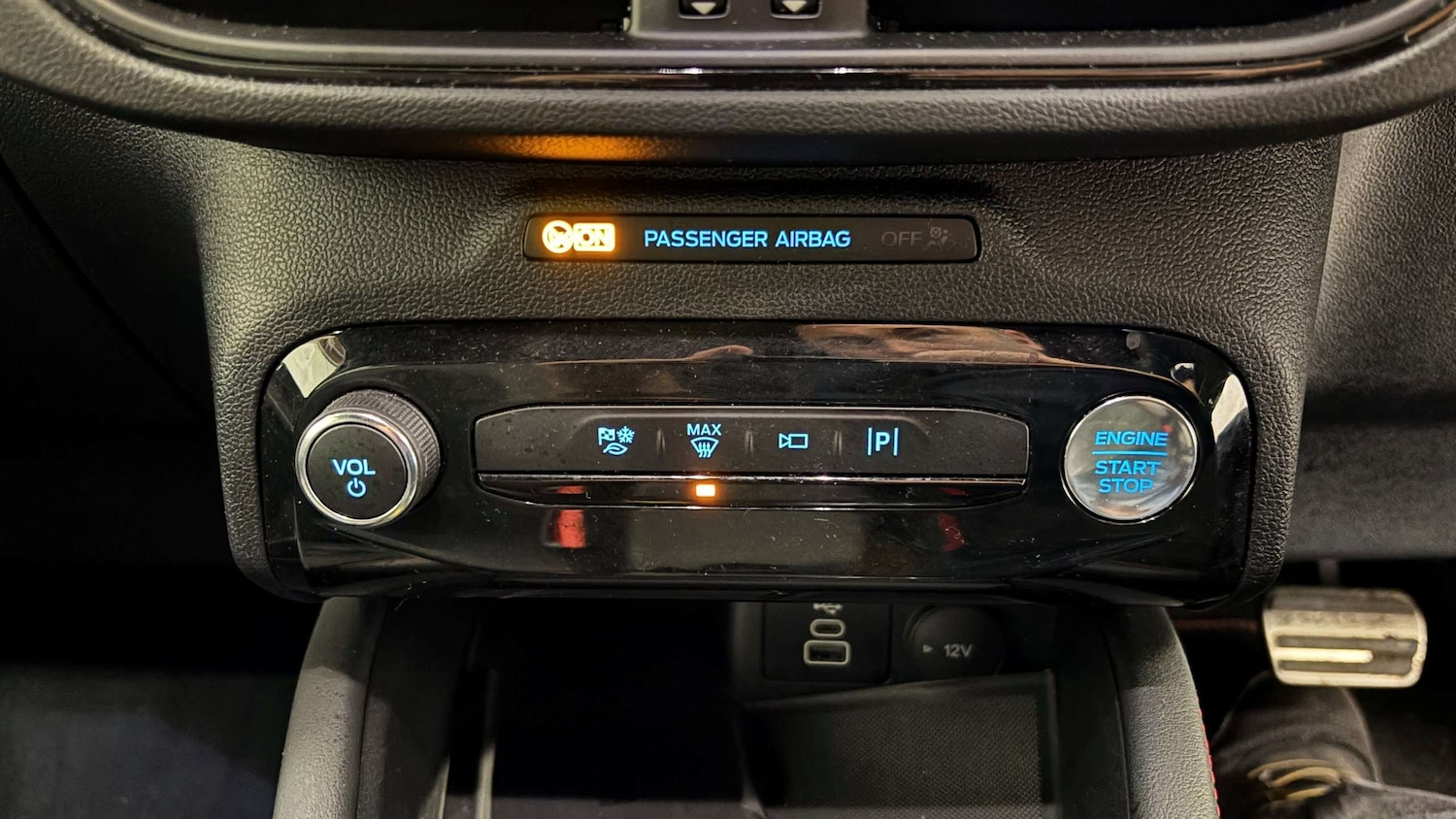 Used Ford Kuga 2024 for sale - 76705210: Photo 28