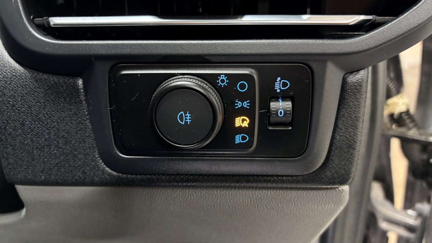 Used Ford Tourneo Custom 2025 for sale - 77842326: Photo 19