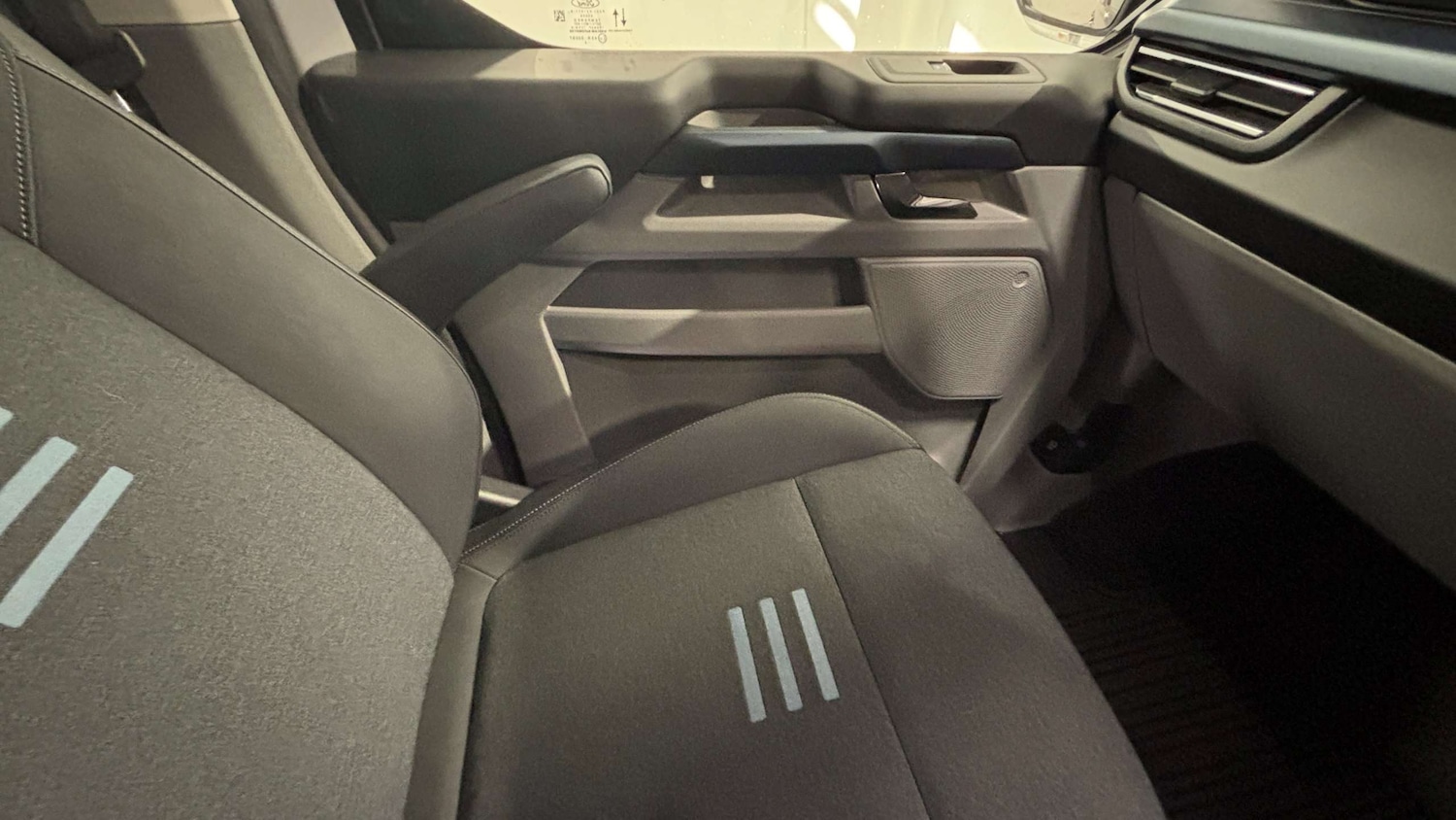 Used Ford Tourneo Custom 2025 for sale - 77842326: Photo 31