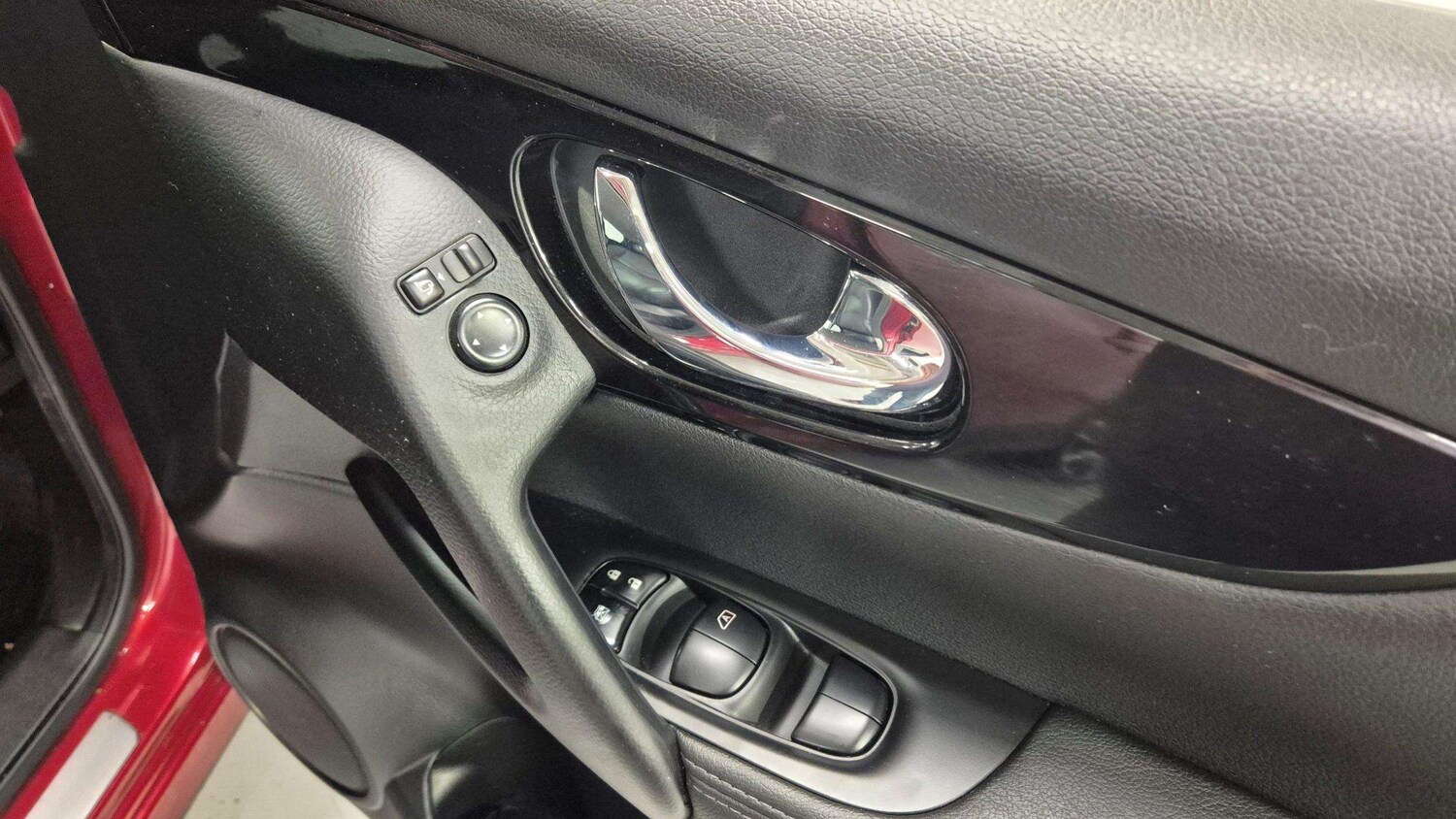 Used Nissan Qashqai 2016 for sale - 76170063: Photo 13