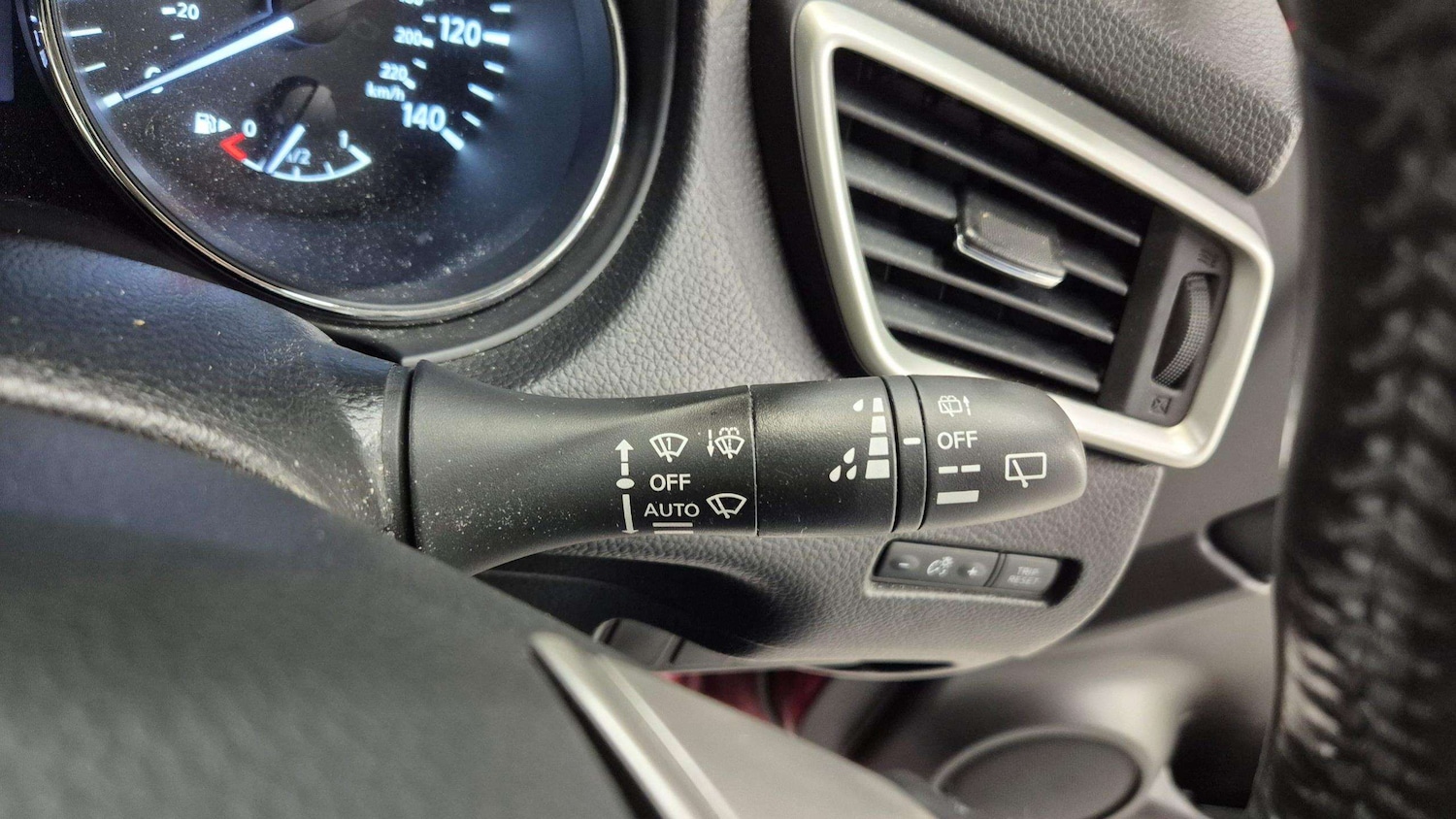 Used Nissan Qashqai 2016 for sale - 76170063: Photo 25