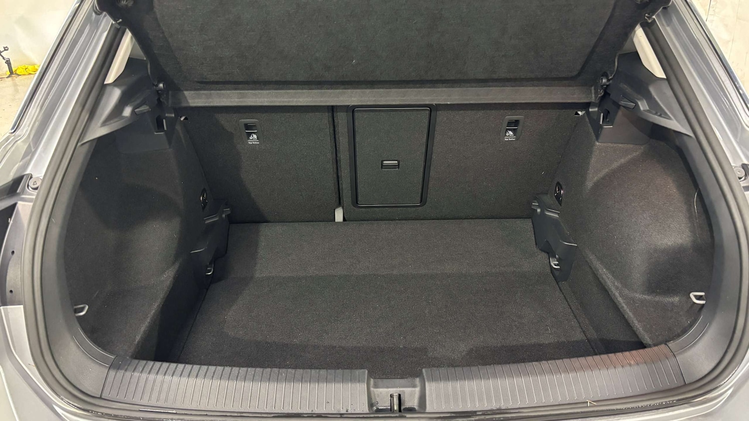 Used Volkswagen T-Roc 2022 for sale - 76916012: Photo 12