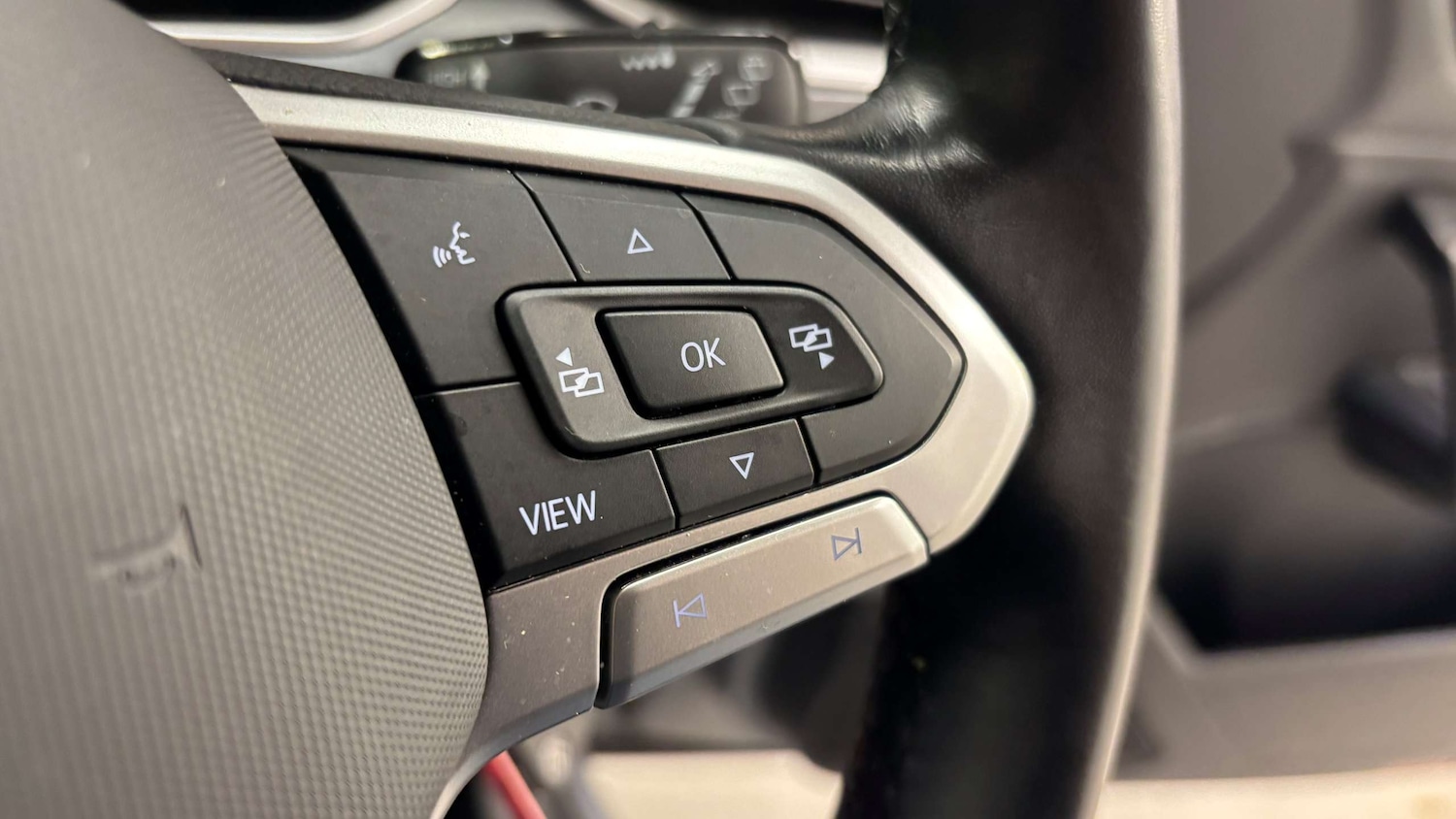 Used Volkswagen T-Roc 2022 for sale - 76916012: Photo 24