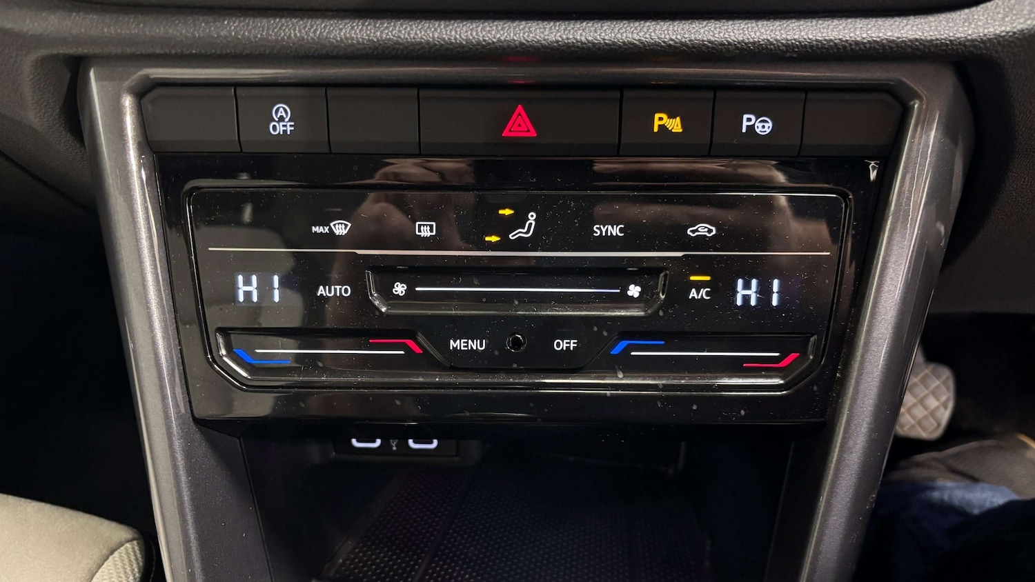 Used Volkswagen T-Roc 2022 for sale - 76916012: Photo 28