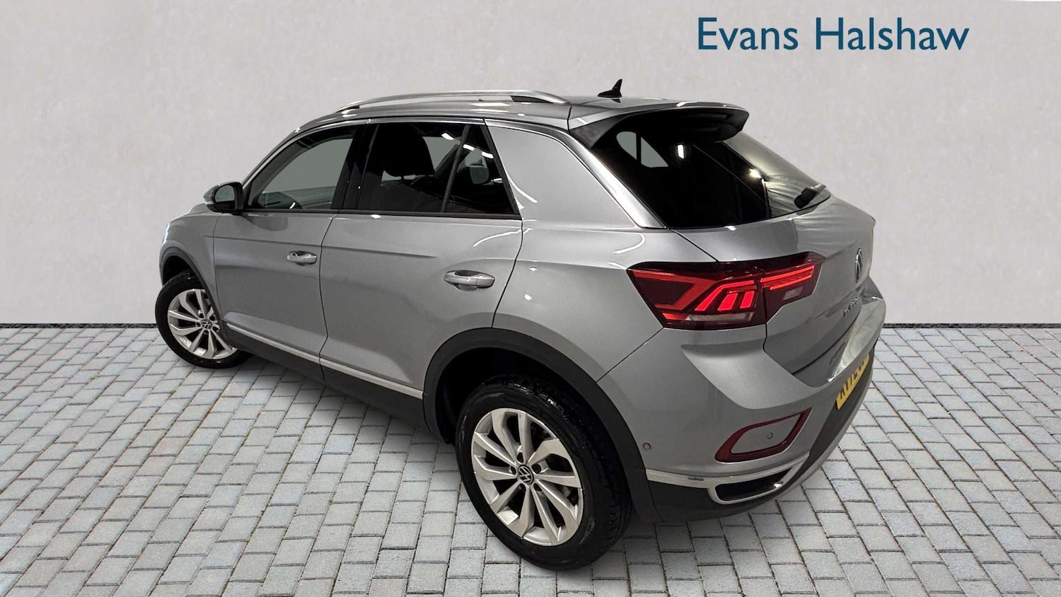 Used Volkswagen T-Roc 2022 for sale - 76916012: Photo 3