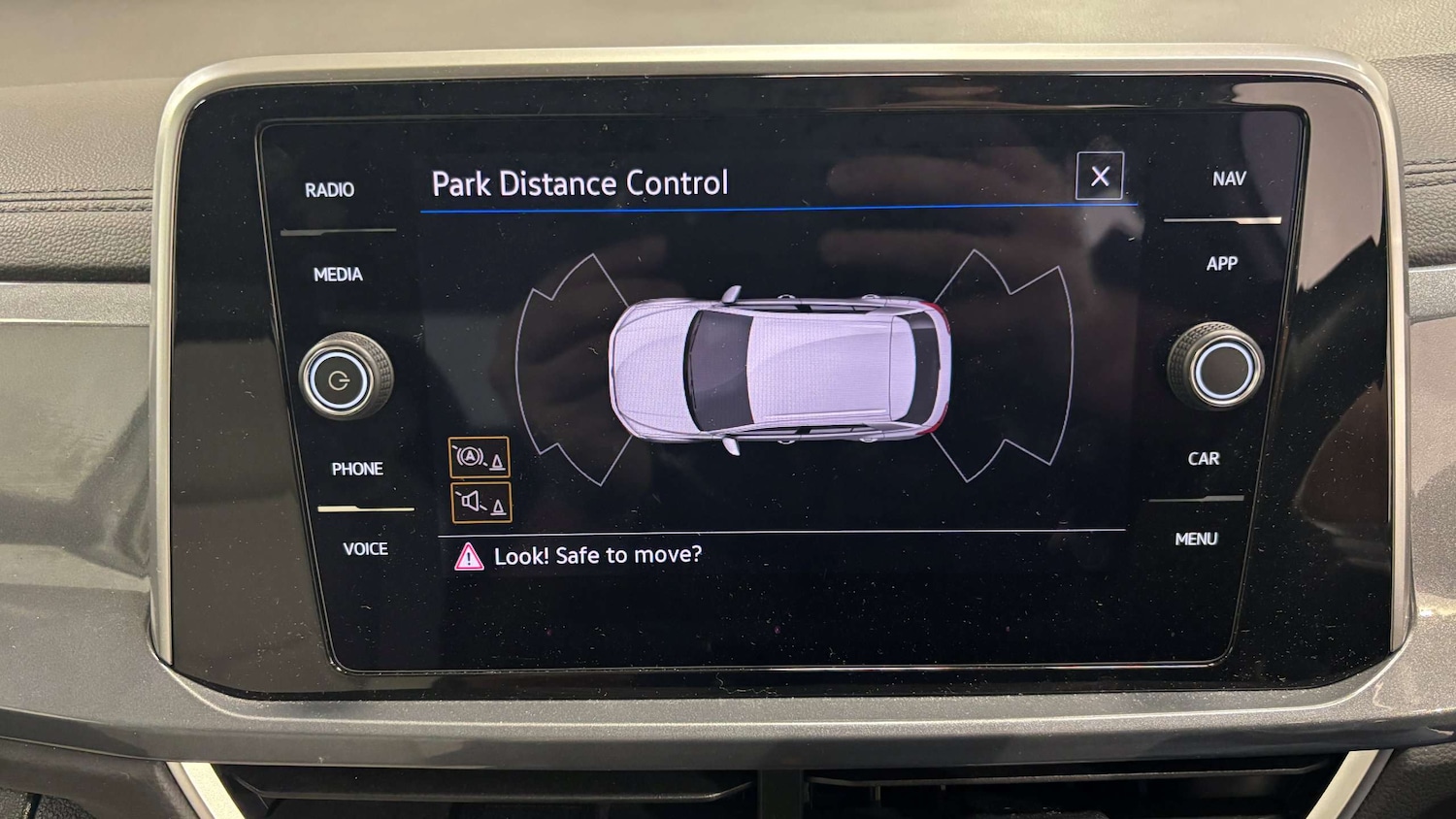 Used Volkswagen T-Roc 2022 for sale - 76916012: Photo 31