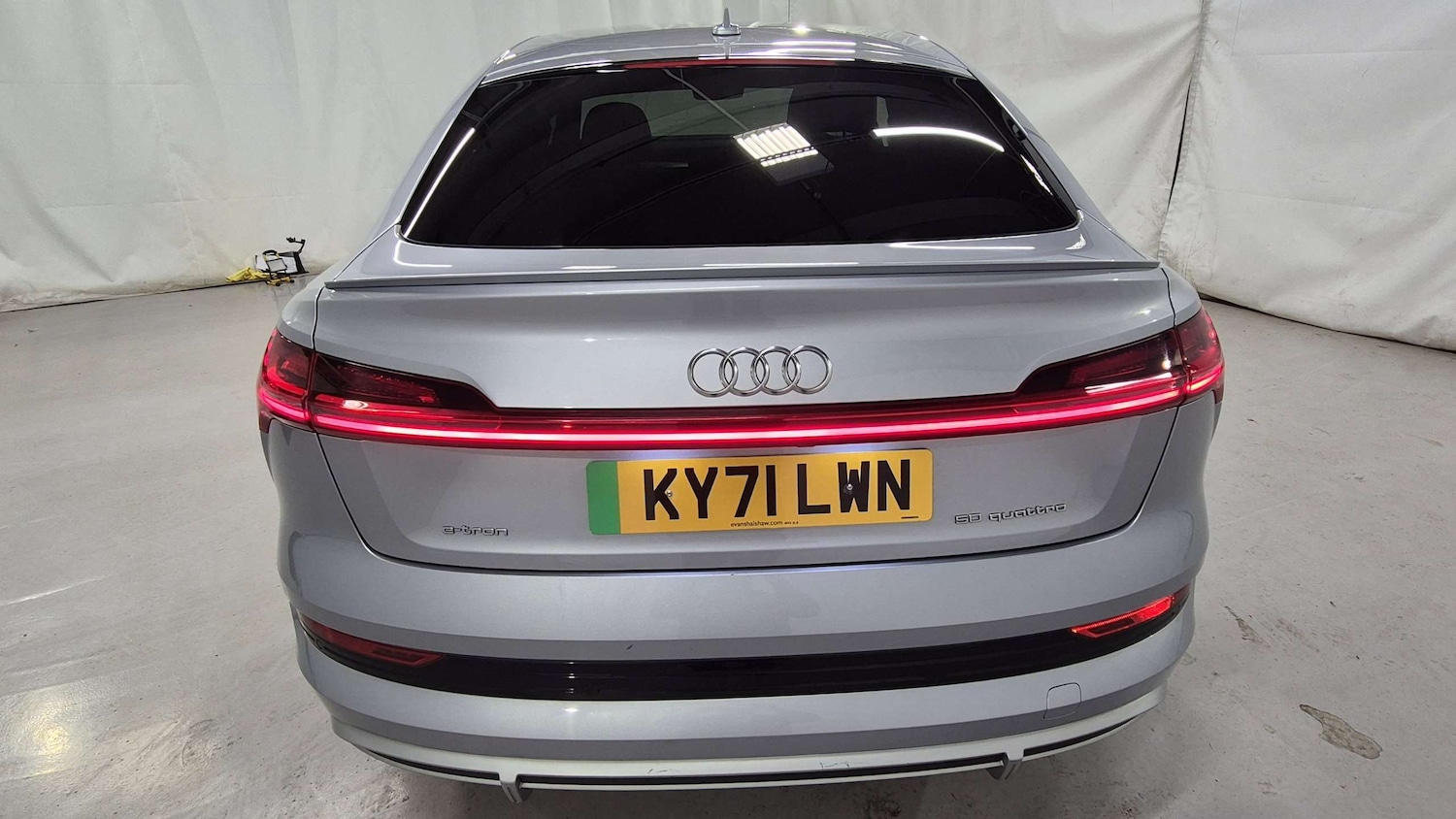 Used Audi e-tron 2021 for sale - 76610582: Photo 6