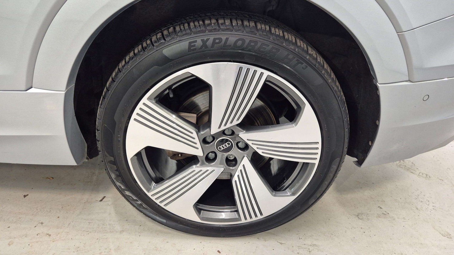 Used Audi e-tron 2021 for sale - 76610582: Photo 8