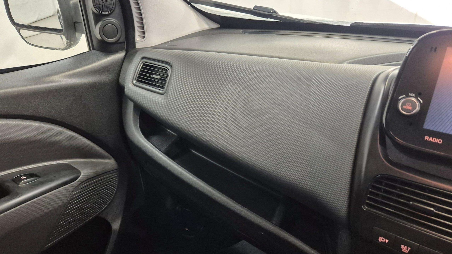 Used Fiat Doblo 2023 for sale - 76298394: Photo 25