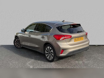 Used Ford Focus 2020 for sale - 76125750: Photo 3