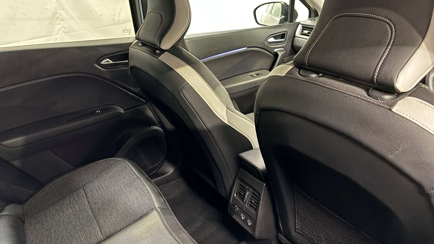 Used Renault Captur 2022 for sale - 76916193: Photo 17