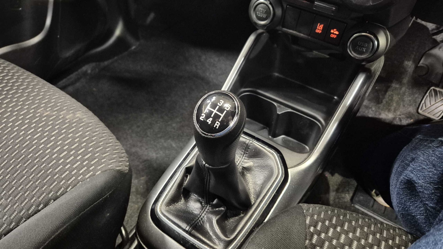 Used Suzuki Ignis 2023 for sale - 76141714: Photo 25