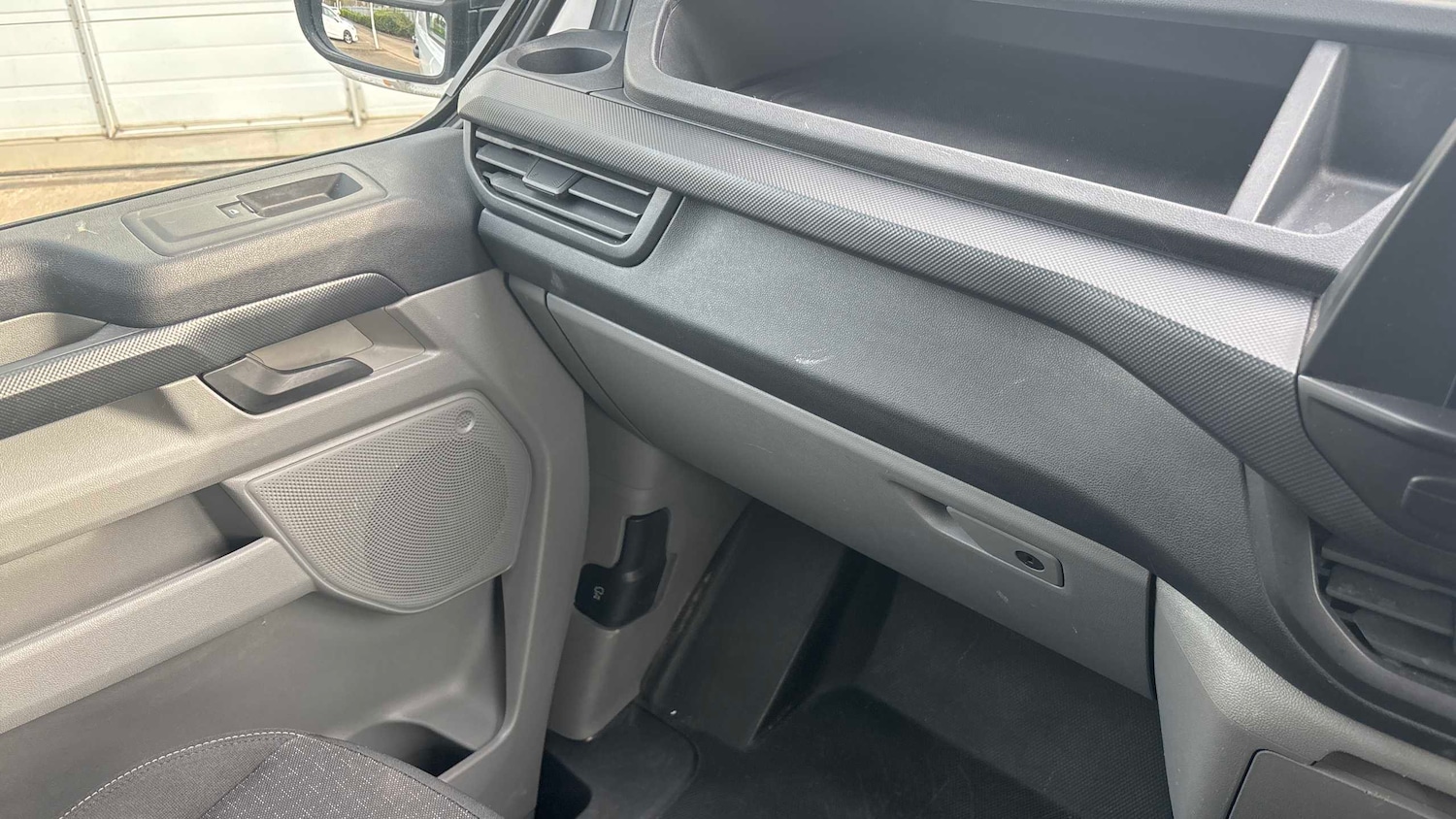 Used Ford Transit Custom 2024 for sale - 77972542: Photo 24