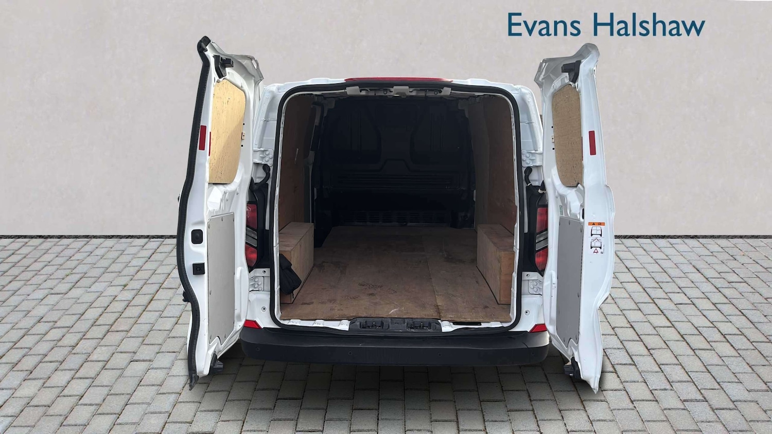 Used Ford Transit Custom 2024 for sale - 77972542: Photo 6