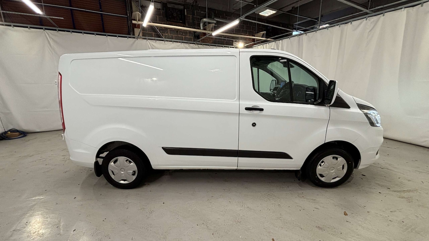 Used Ford Transit Custom 2023 for sale - 77726899: Photo 4
