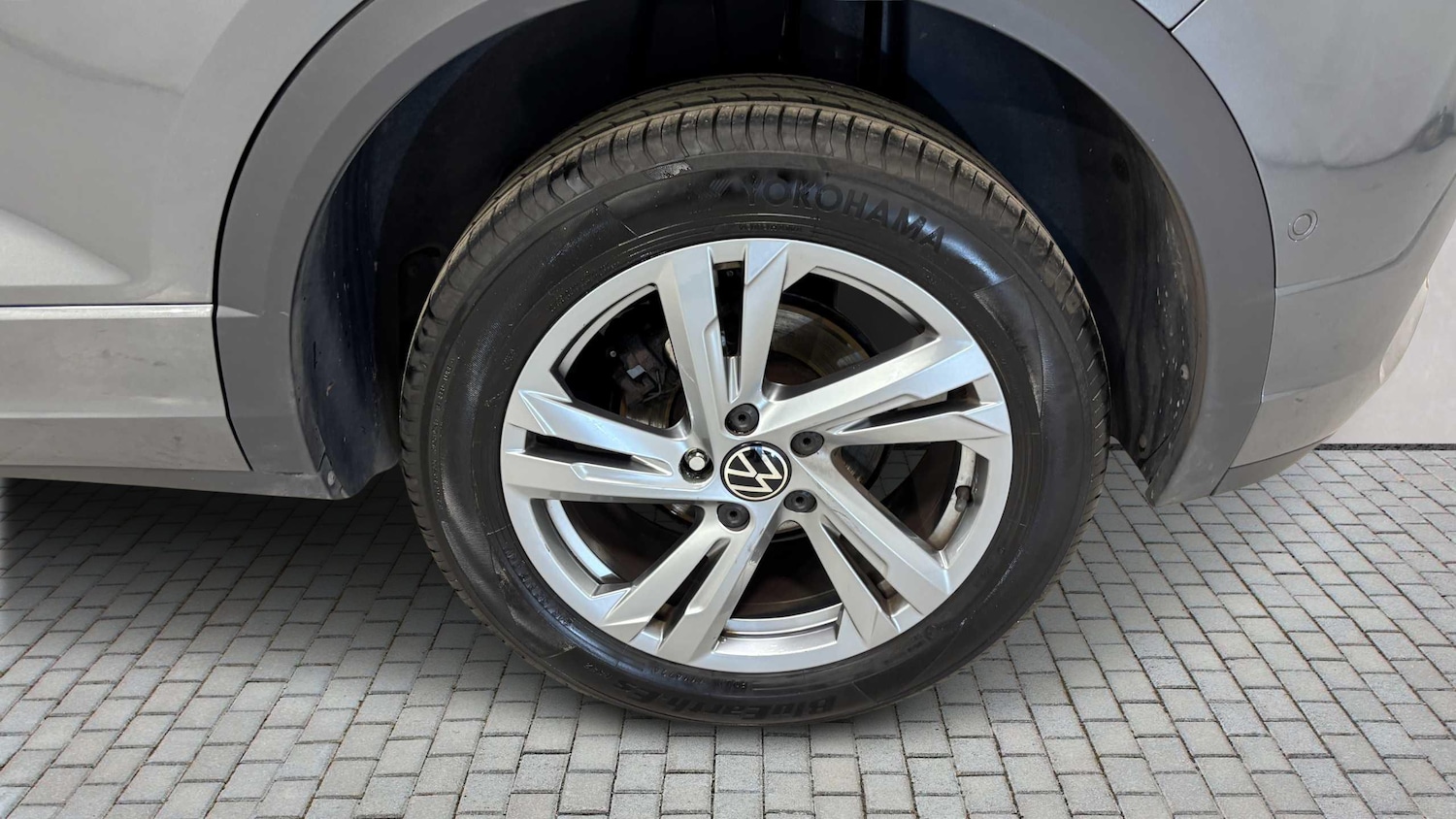 Used Volkswagen T-Roc 2022 for sale - 76915992: Photo 8