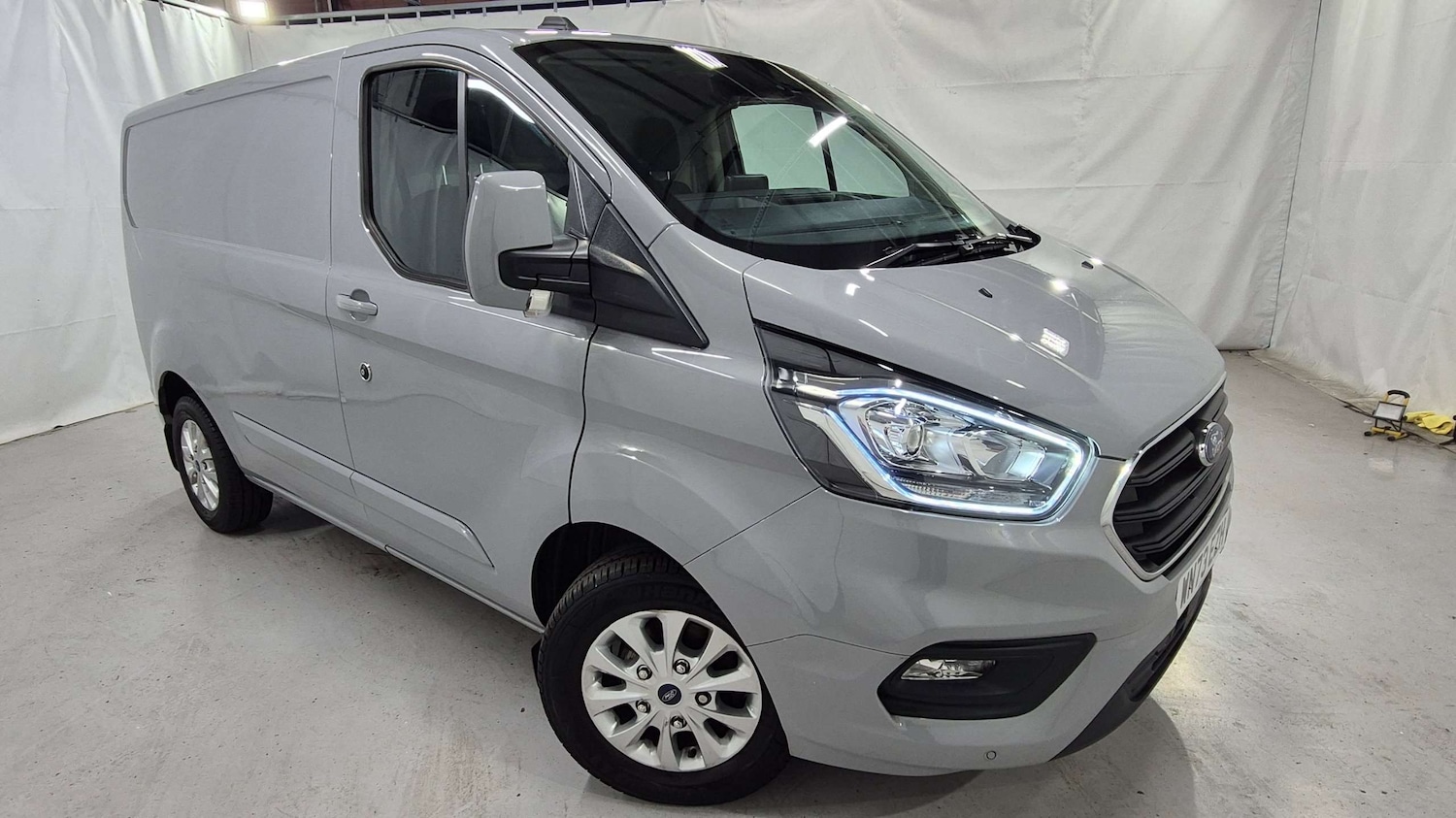 Used Ford Transit Custom 2023 for sale - 76515668: Photo 1
