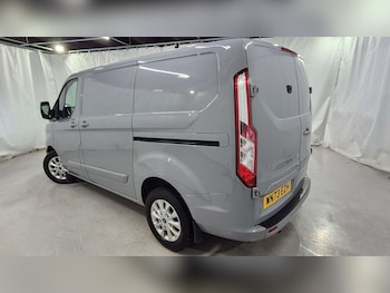 Used Ford Transit Custom 2023 for sale - 76515668: Photo