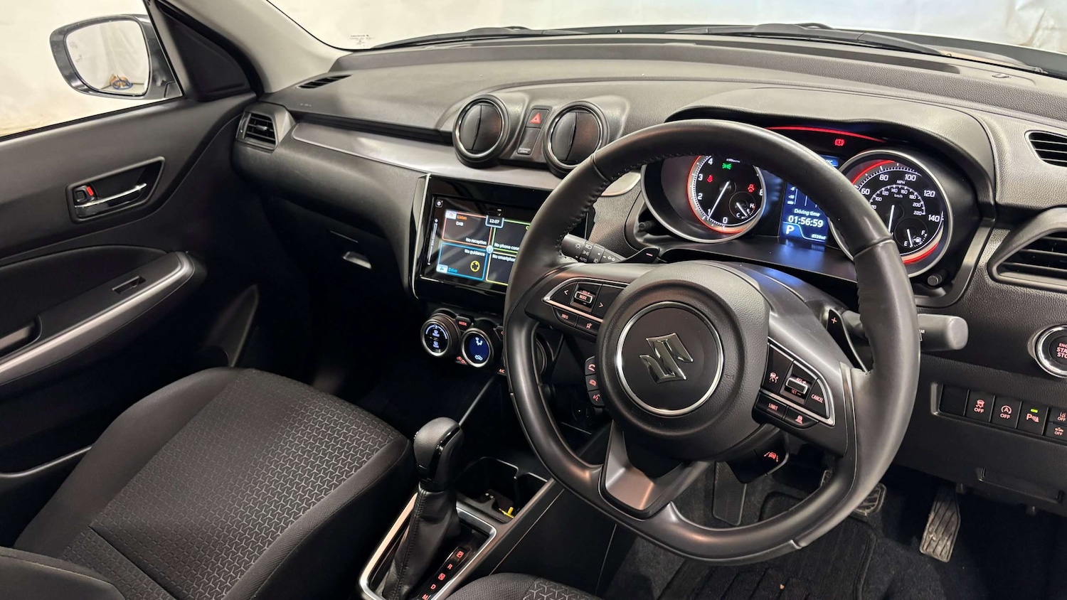 Used Suzuki Swift 2022 for sale - 76789205: Photo 13