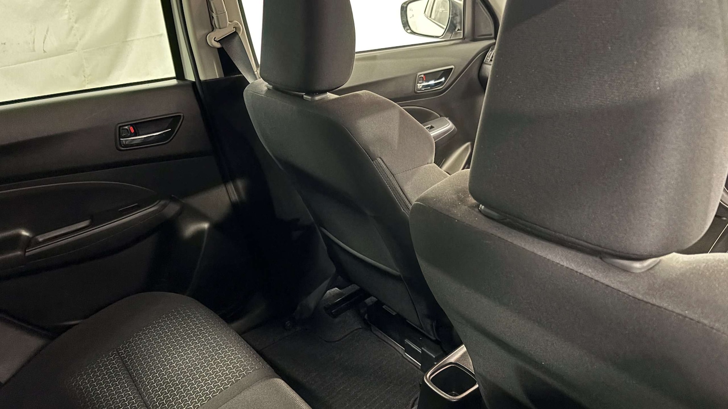 Used Suzuki Swift 2022 for sale - 76789205: Photo 15