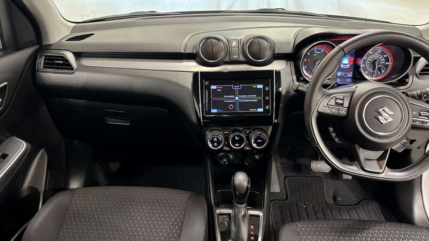 Used Suzuki Swift 2022 for sale - 76789205: Photo 17