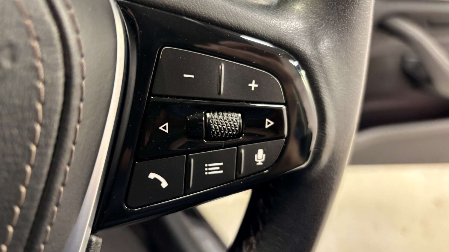 Used BMW 5 Series 2023 for sale - 77414761: Photo 24