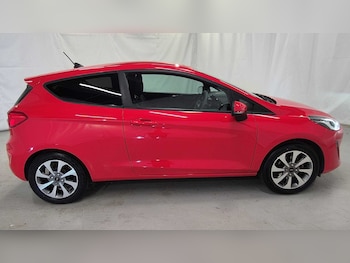 Used Ford Fiesta 2021 for sale - 76126000: Photo