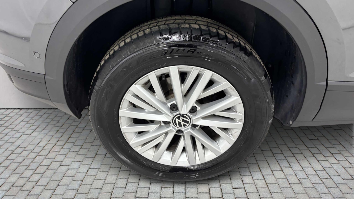 Used Volkswagen T-Roc 2022 for sale - 76889682: Photo 11