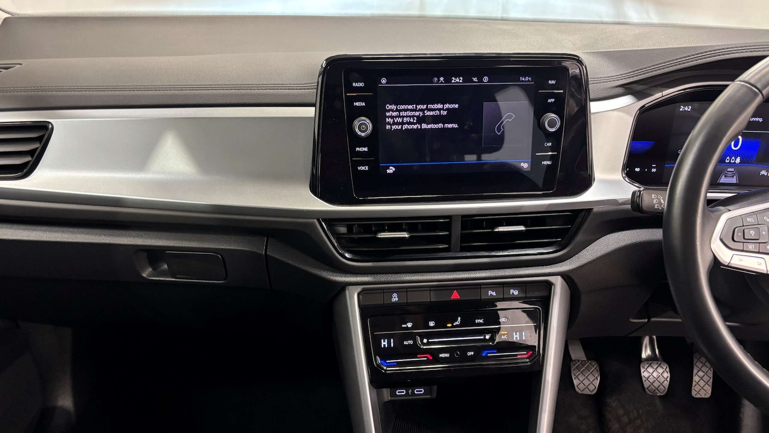 Used Volkswagen T-Roc 2022 for sale - 76889682: Photo 18