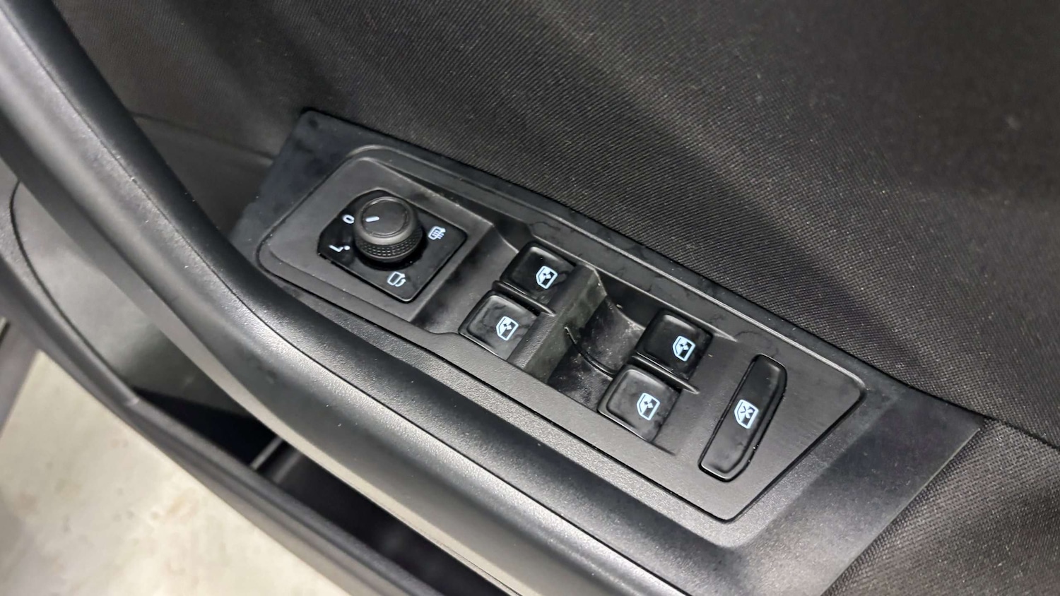 Used Volkswagen T-Roc 2022 for sale - 76889682: Photo 19