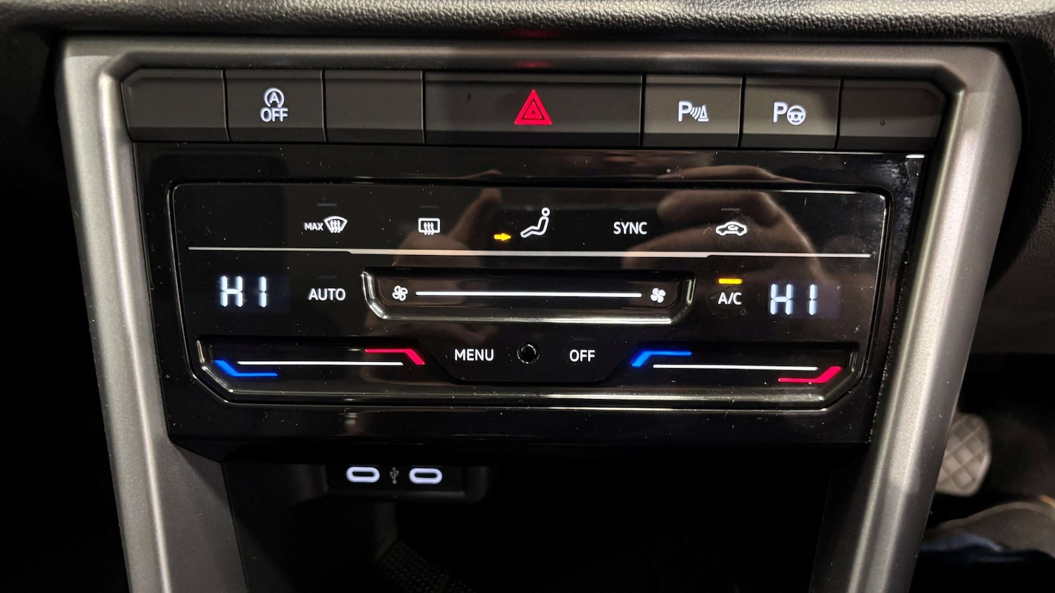 Used Volkswagen T-Roc 2022 for sale - 76889682: Photo 28