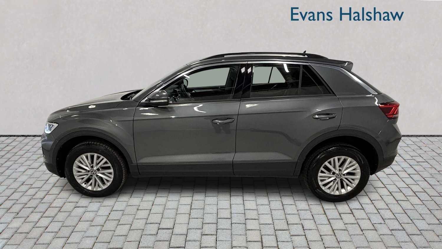 Used Volkswagen T-Roc 2022 for sale - 76889682: Photo 7