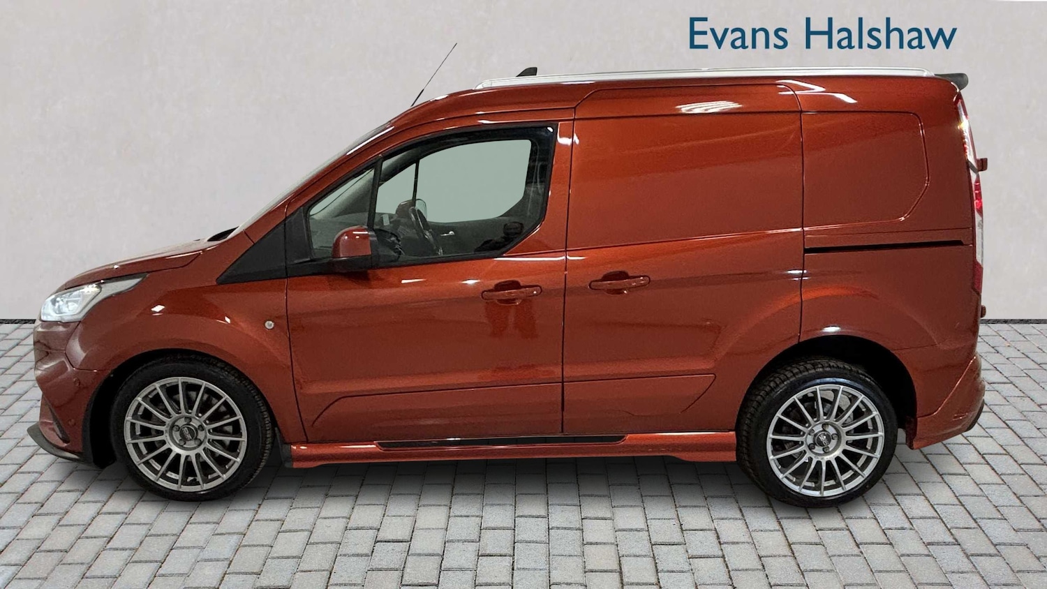 Used Ford Transit Connect 2023 for sale - 77316519: Photo 7