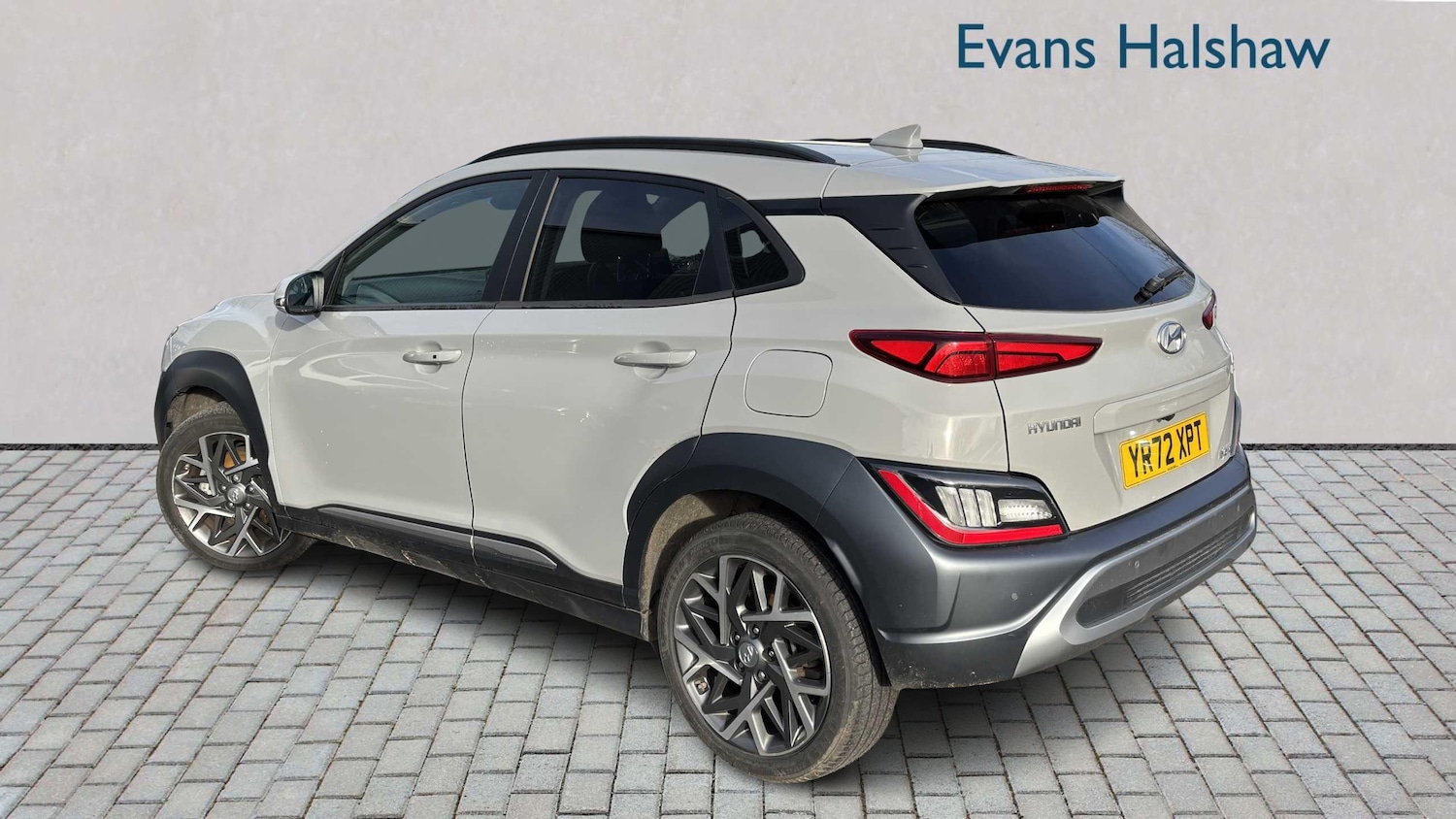 Used Hyundai KONA 2022 for sale - 76732213: Photo 3