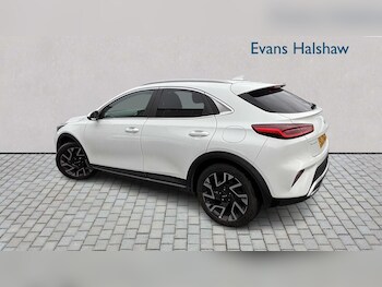 Used Kia XCeed 2023 for sale - 76553160: Photo