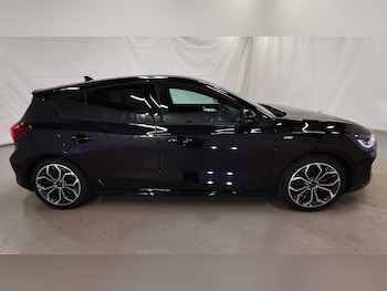 Used Ford Focus 2025 for sale - 75711013: Photo