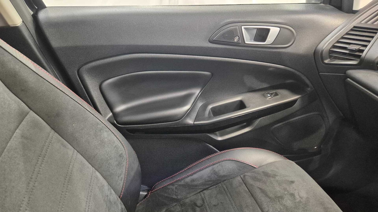 Used Ford Ecosport 2022 for sale - 76390572: Photo 35