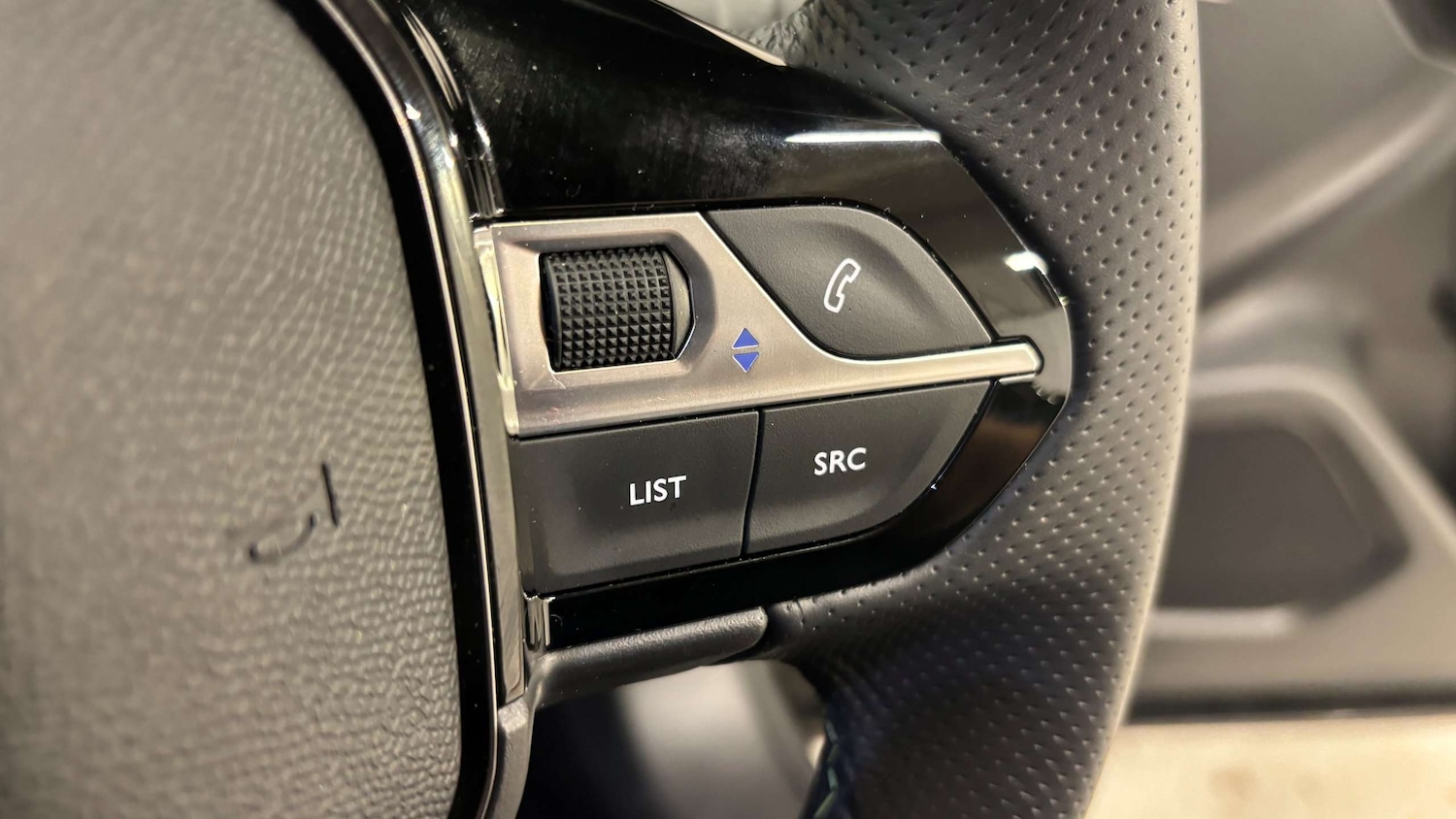 Used Peugeot 2008 2024 for sale - 77553237: Photo 22